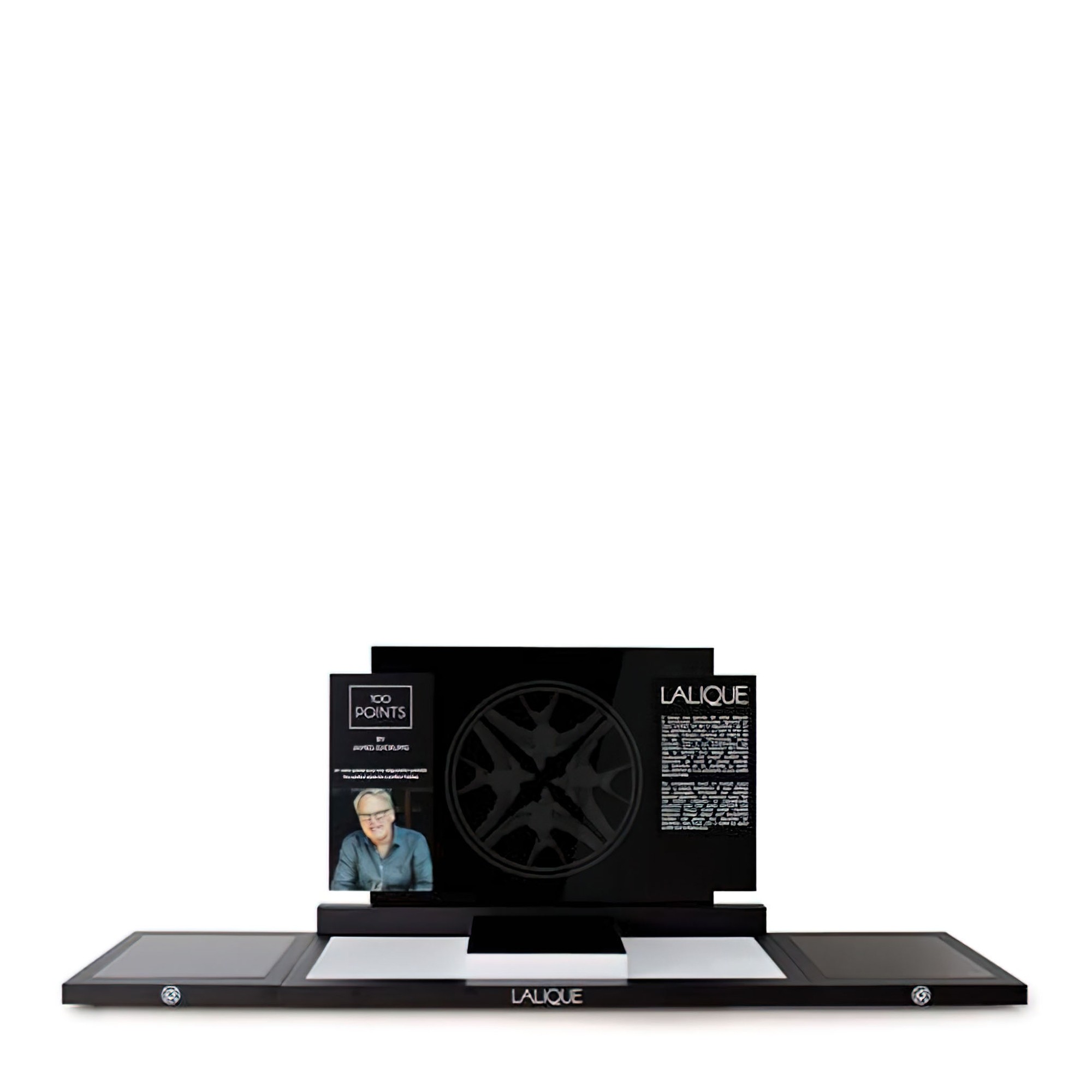Подиум 128х104х36см от POSM Displays Lalique