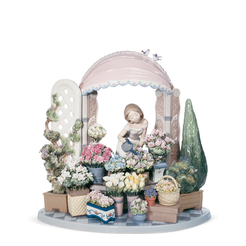 Статуэтка "Романтические чувства" 30 x 32см серии Romanticism "Flowering" Lladro